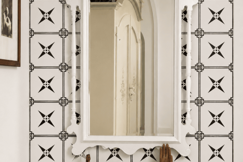 mattonelle-realizzate-a-mano-ceramiche-donna-bianca