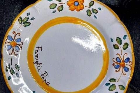 01_piatto_ceramiche-donna-bianca2